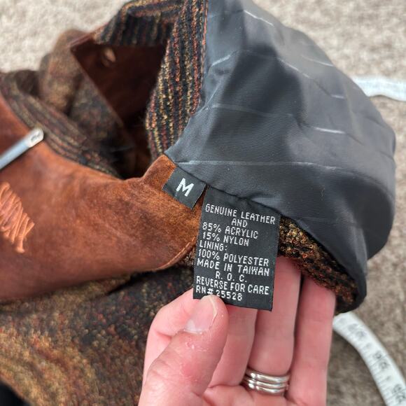 SAXONY Men’s Vintage Genuine Leather Knit
Pullover Sweater M - Picture 14 of 15